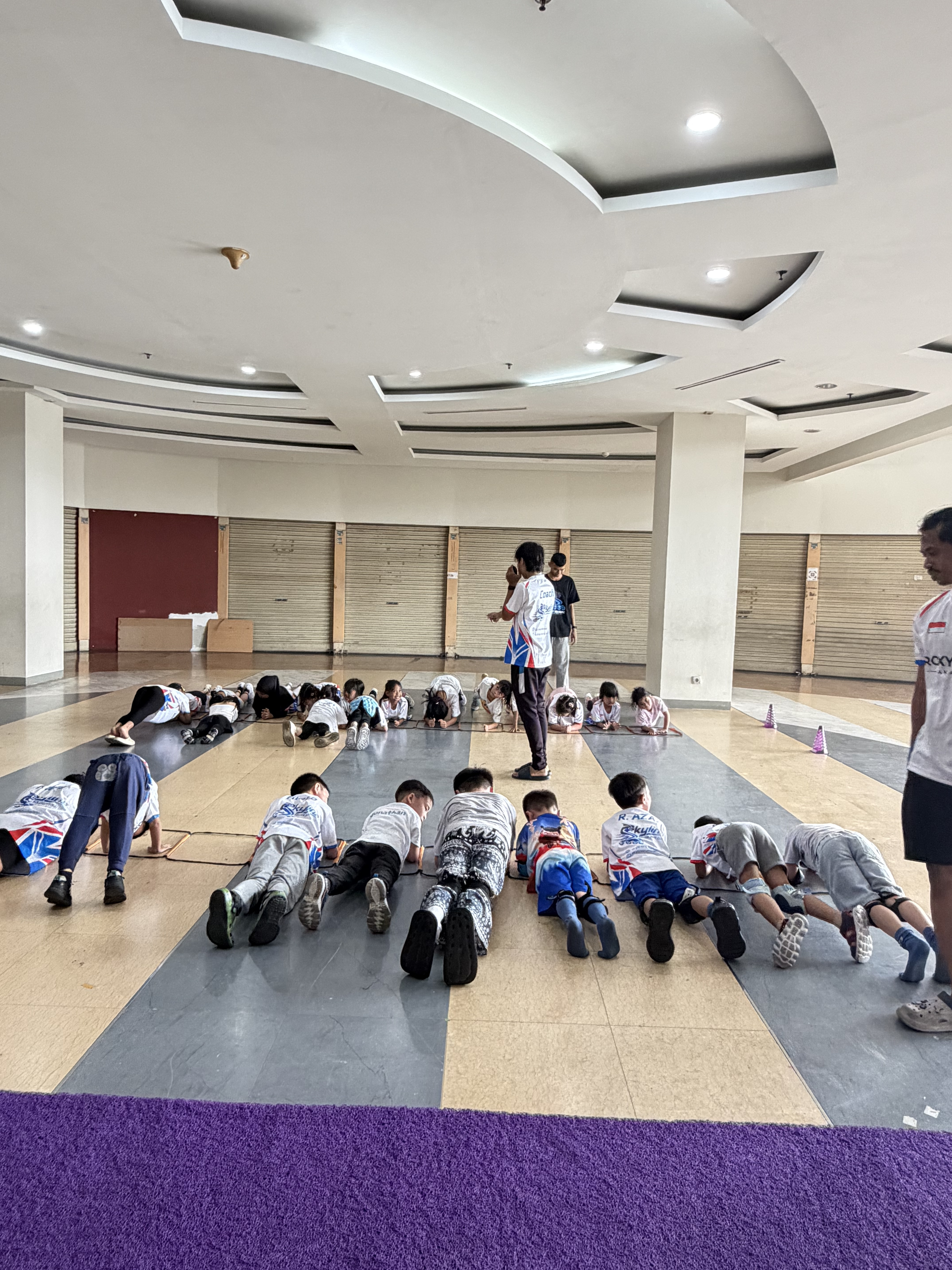 Klub Sepatu Roda Jakarta untuk Anak dan Dewasa | Skyline